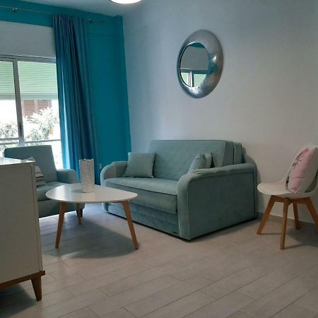 Gala Apartment Nea Poteidaia Esterno foto