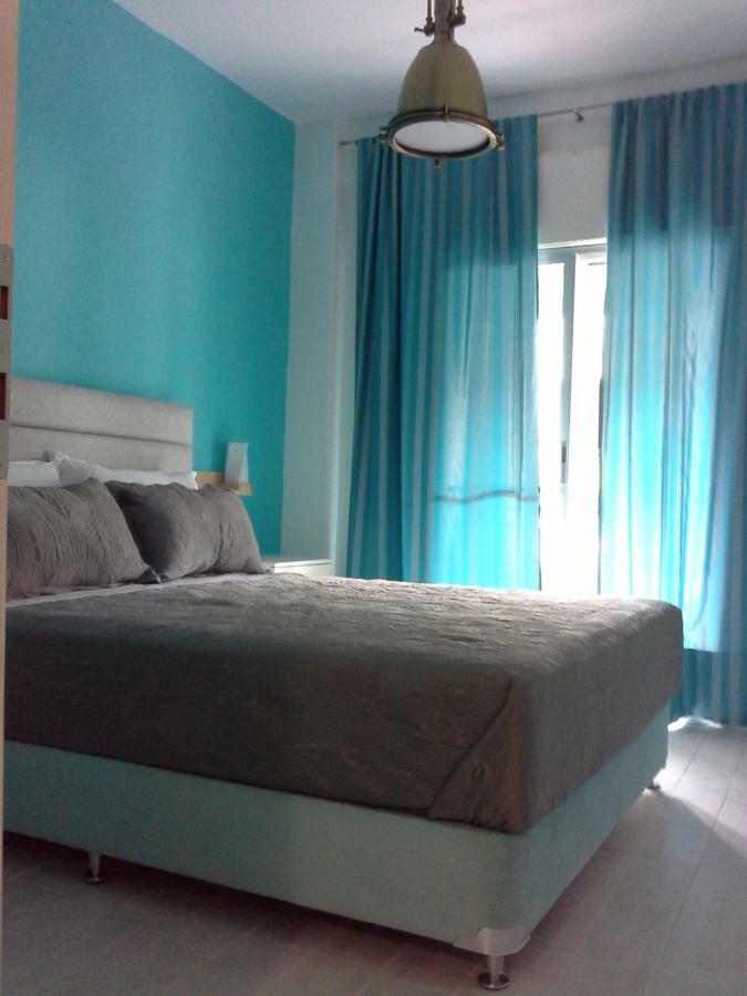 Gala Apartment Nea Poteidaia Esterno foto